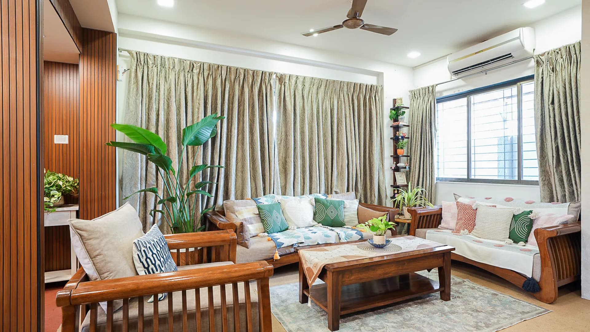 Living Area 4 at Hilltop Hideaway, Mumbai