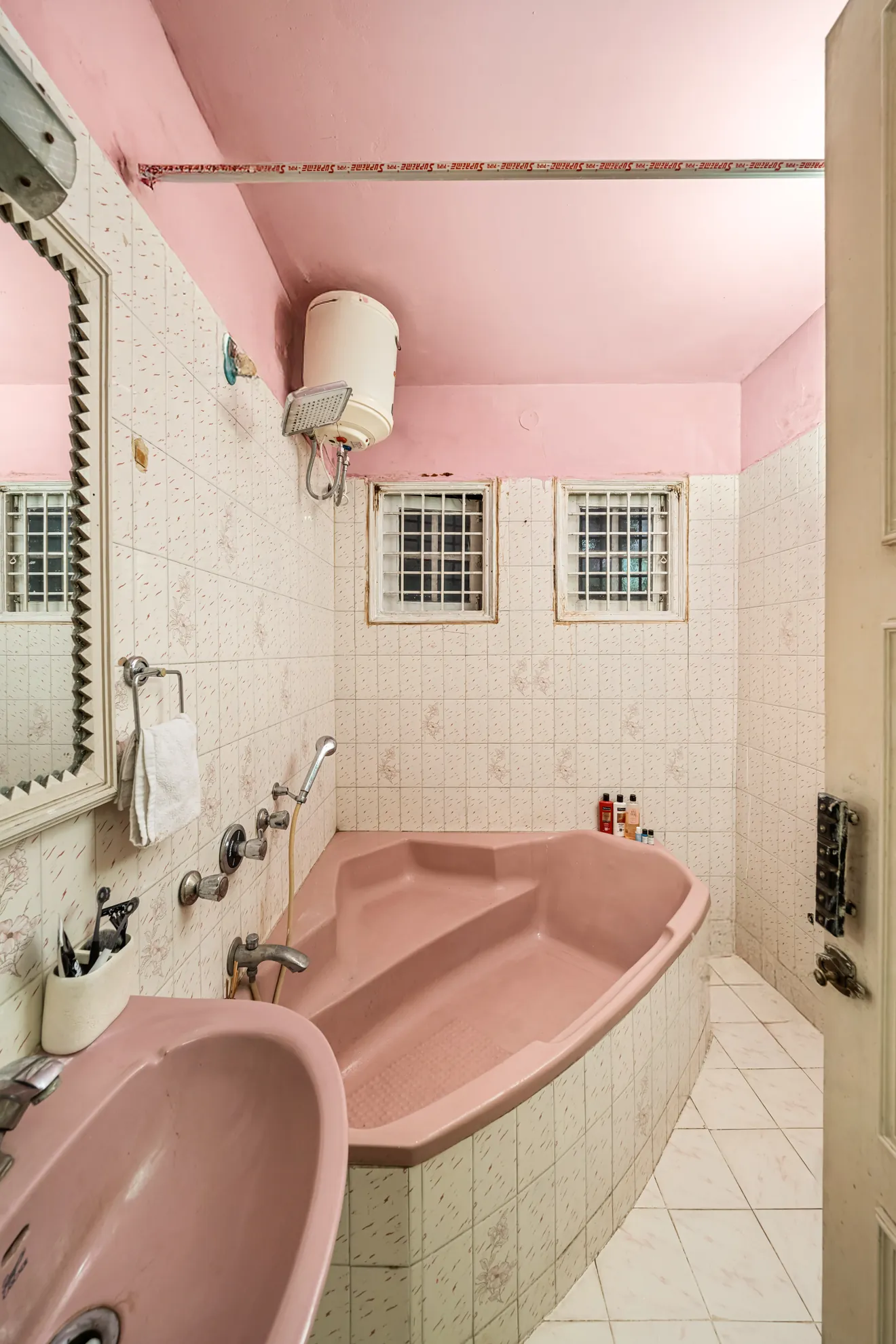 Third Bedroom 10 at Heritage Haven, Bengaluru